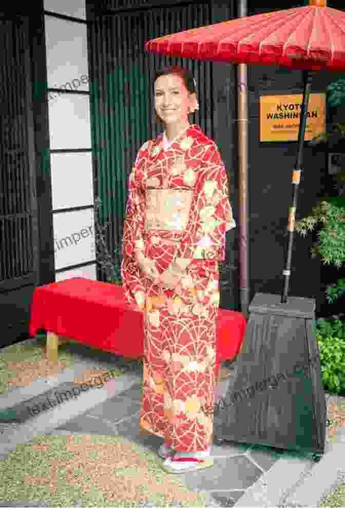 Japanese American Woman Wearing A Kimono Citizens Immigrants And The Stateless: A Japanese American Diaspora In The Pacific (Asian America)