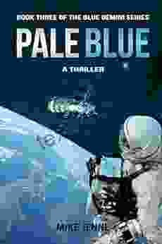 Pale Blue: A Thriller (Blue Gemini 3)